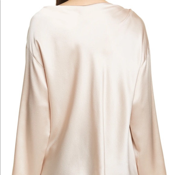 Vince
Side Drape Silk V591112235 Blouse - Picture 2 of 4